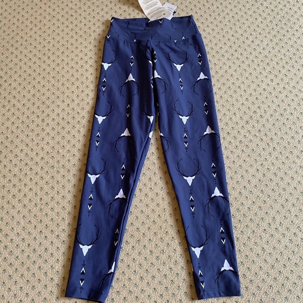 NWT liquido leggings size small